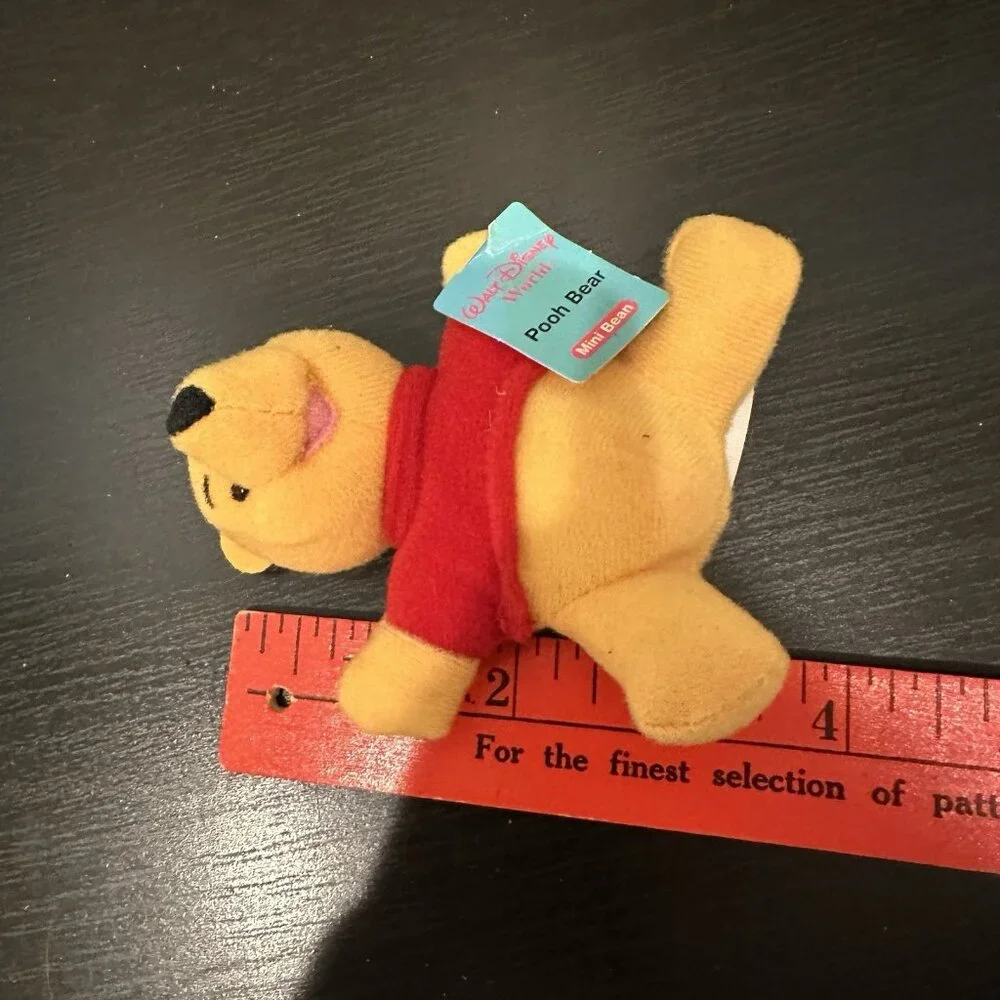 Disney Winnie‎ The Pooh Mini Beans Plush Kellogg’s Vintage Toy Cereal Prize